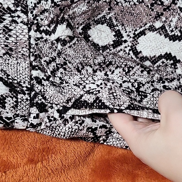 Express shorts large - Picture 3 of 4